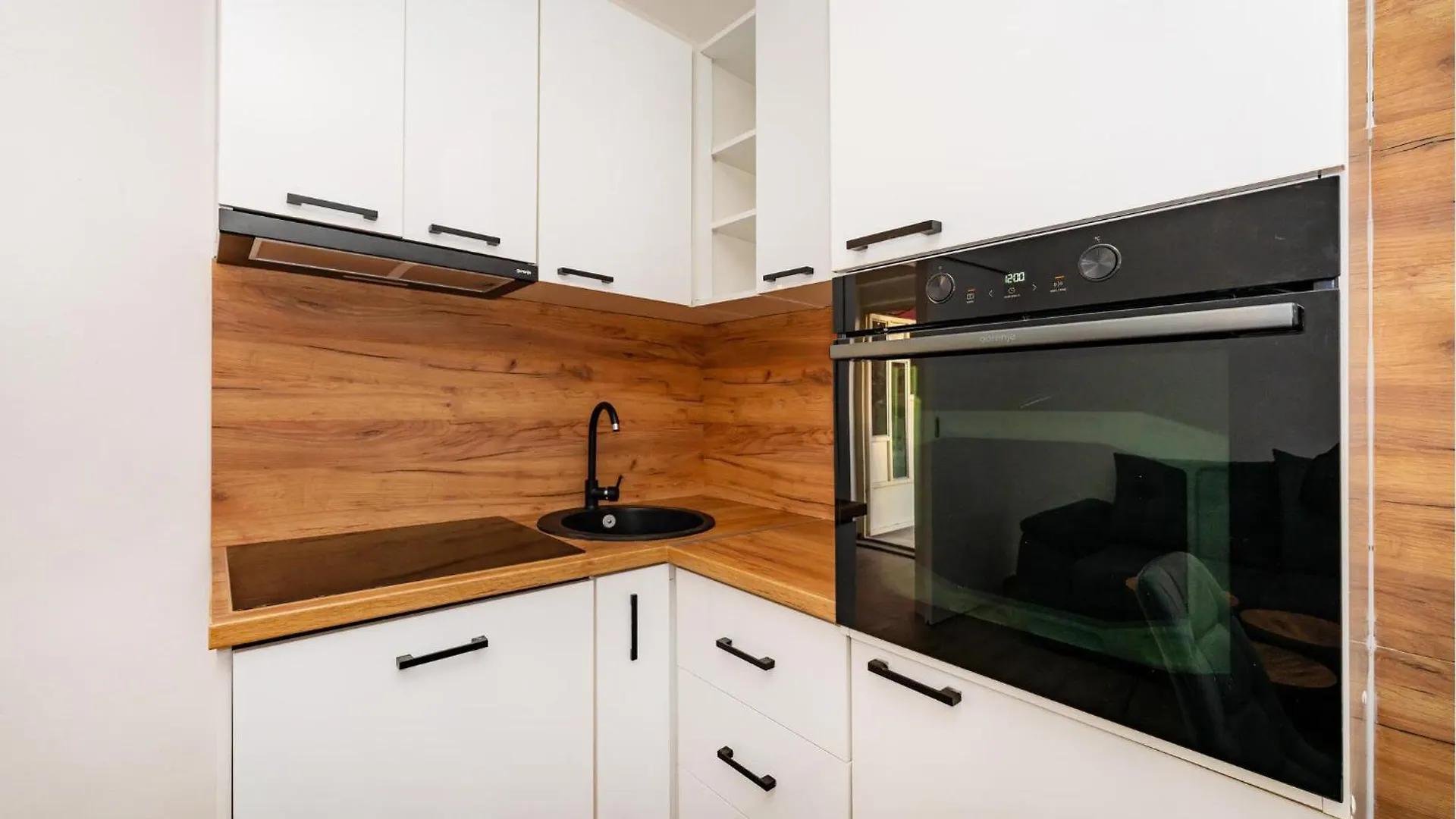 Awesome Apartment In Gornji Karin With Kitchen Croatia