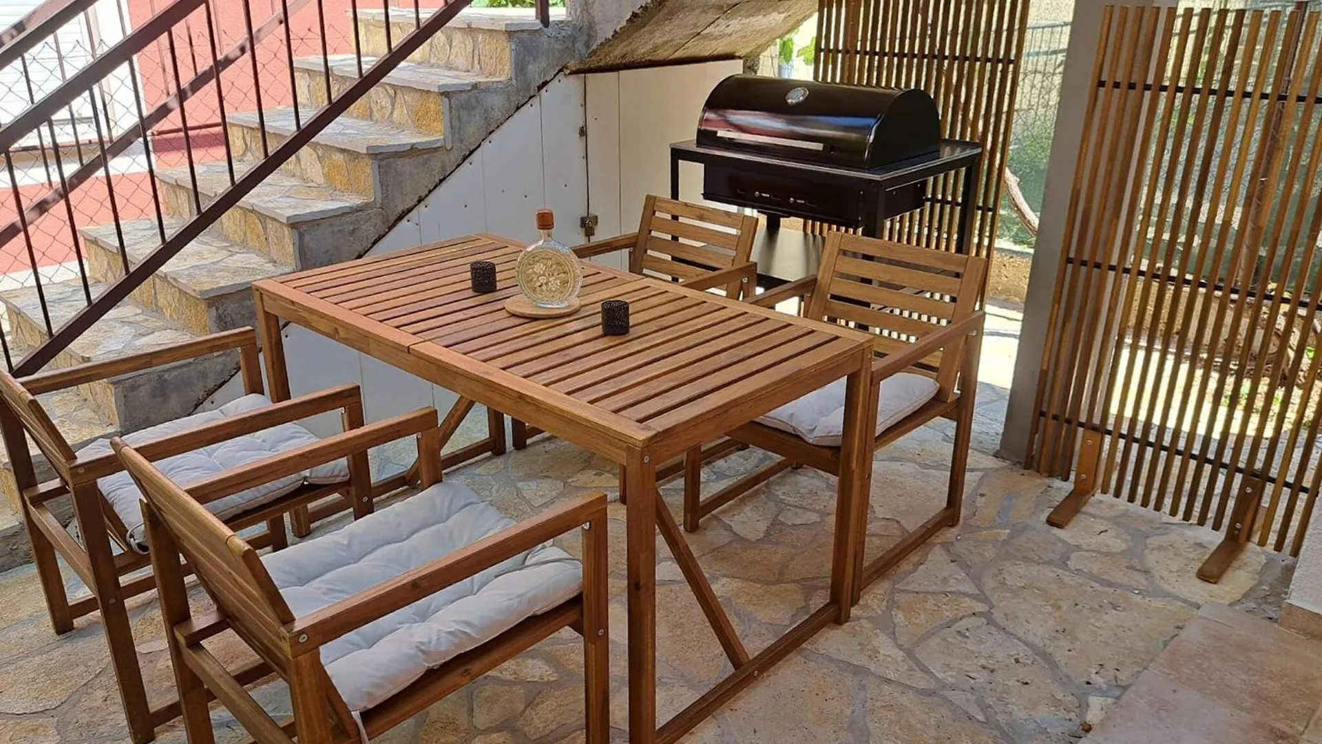 Awesome Apartment In Gornji Karin With Kitchen Хорватия